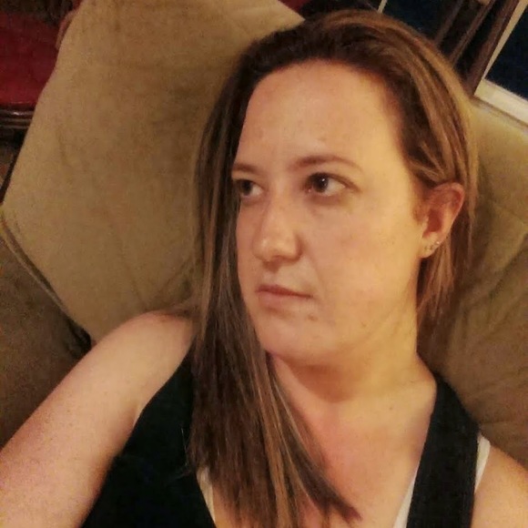 Meet your Posher, Cindy - Picture 1 of 1